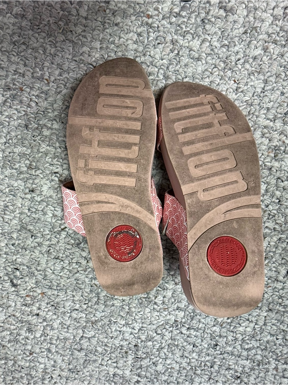 OOFOS Women’s slide and FitFlop sandal Size 11 - Picture 8 of 15